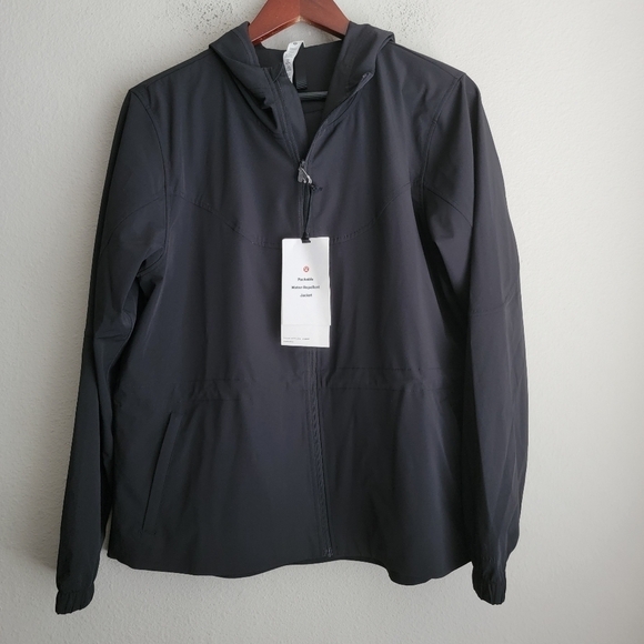 Lululemon Packable Water-Repellent Jacket in Black size 10 NWT - Picture 4 of 8